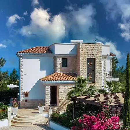 Luxury Villa 5 Bedrooms With Elite Services וילה